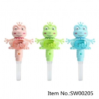 2022 new product lovely changing face frog with maze toy candy